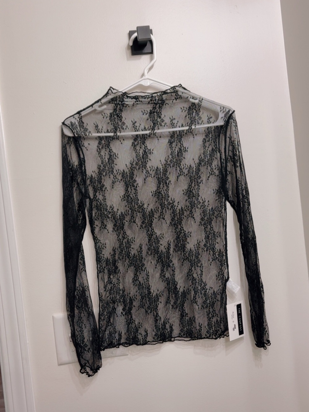 Black Sheer Lace Long-Sleeve Top size small
